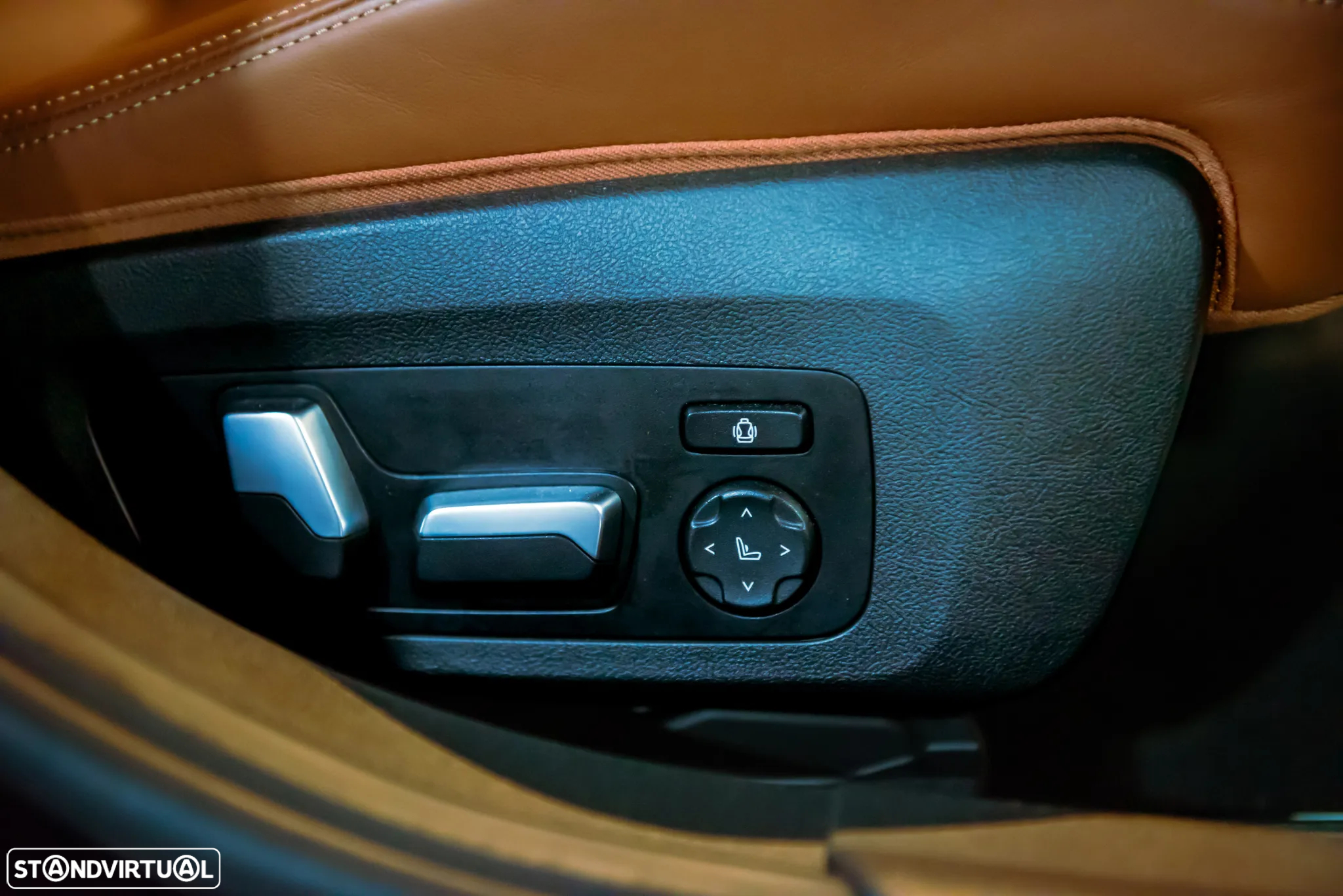 BMW M3 Competition xDrive - 28