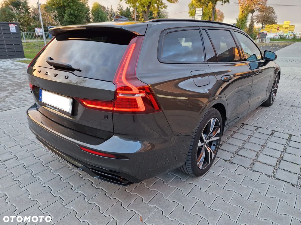 Volvo V60 D4 AWD R-Design - 5