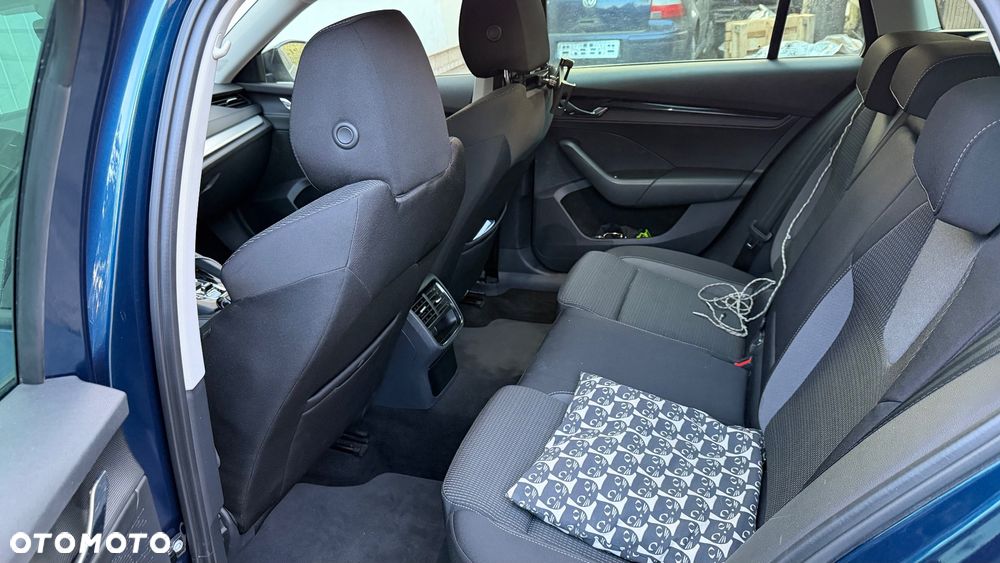 Skoda Octavia 2.0 TDI SCR Ambition DSG - 18