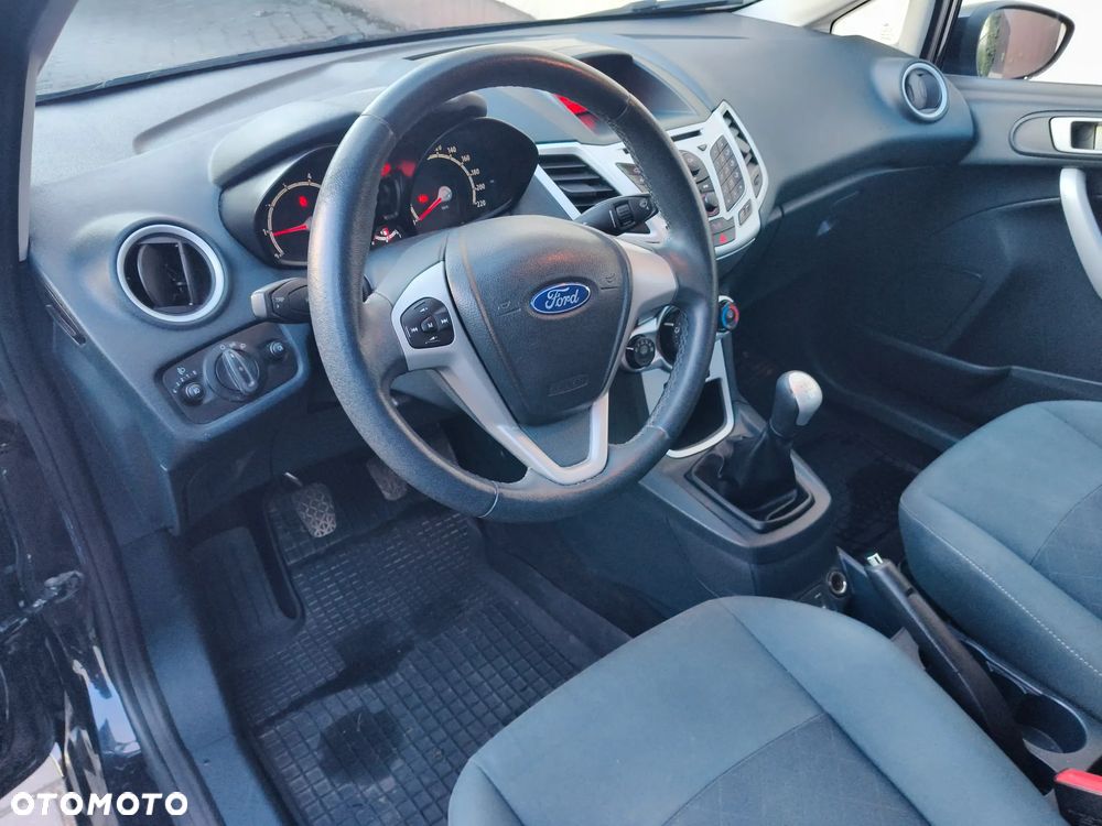 Ford Fiesta 1.25 Champions Edition - 14