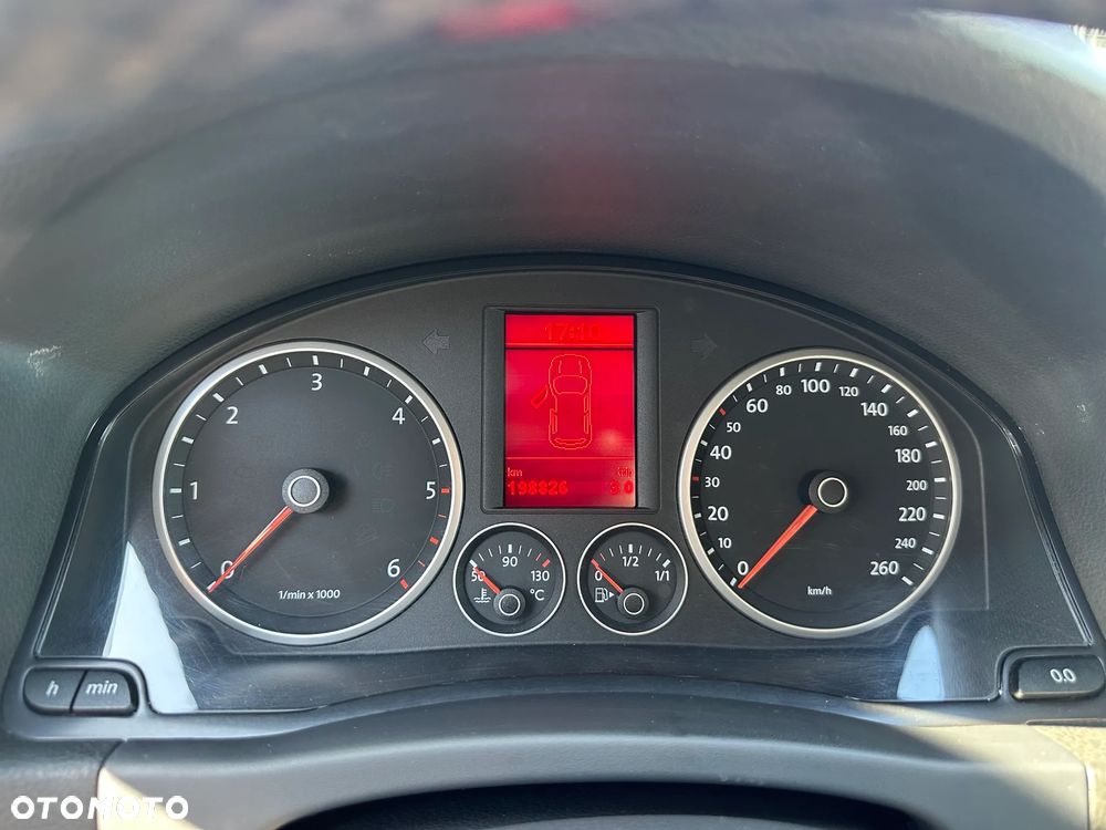 Volkswagen Tiguan - 14