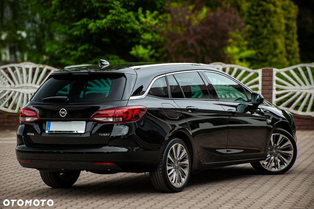 Opel Astra 1.4 Turbo Business - 26