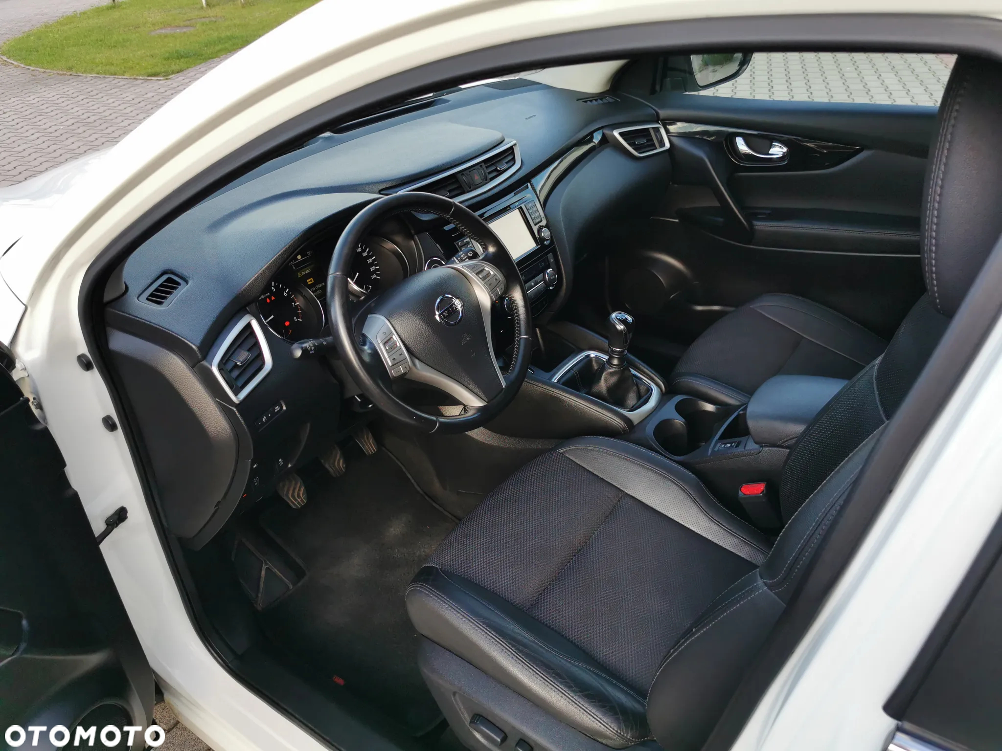 Nissan Qashqai 1.6 DIG-T Tekna - 14