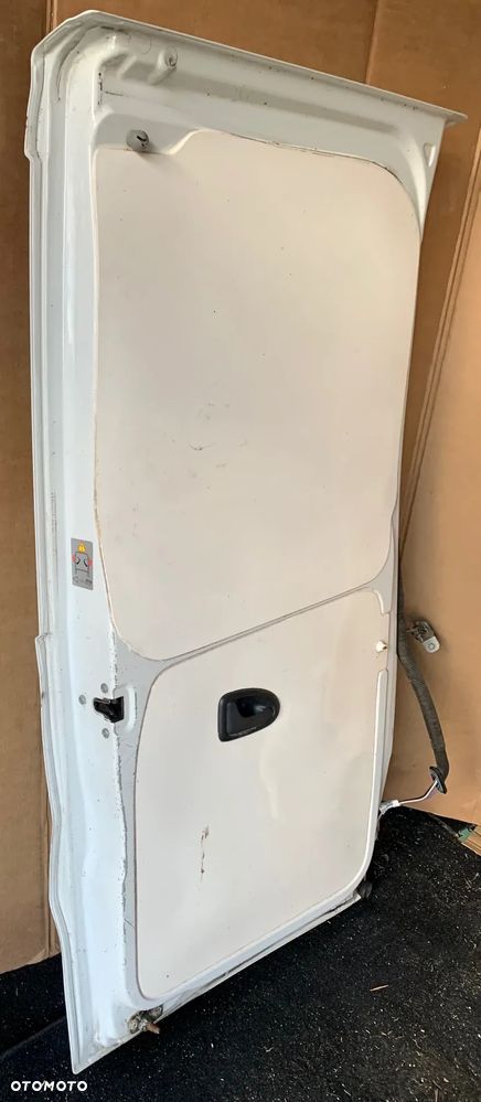 Drzwi lewy tył Opel Vivaro pełne - 13