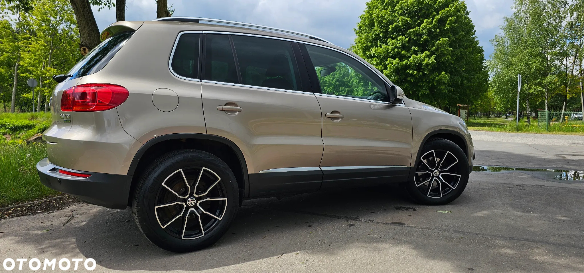 Volkswagen Tiguan - 5