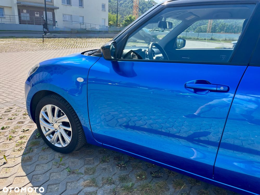 Suzuki Swift 1.2 Dualjet SHVS Premium CVT - 15