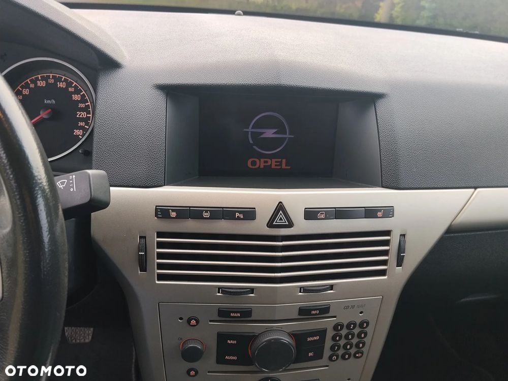 Opel Astra 1.6 Cosmo - 30