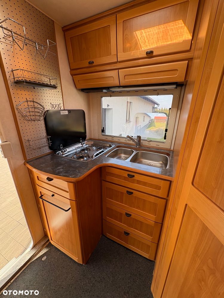 Hymer-Eriba BM 640 Starline - 11