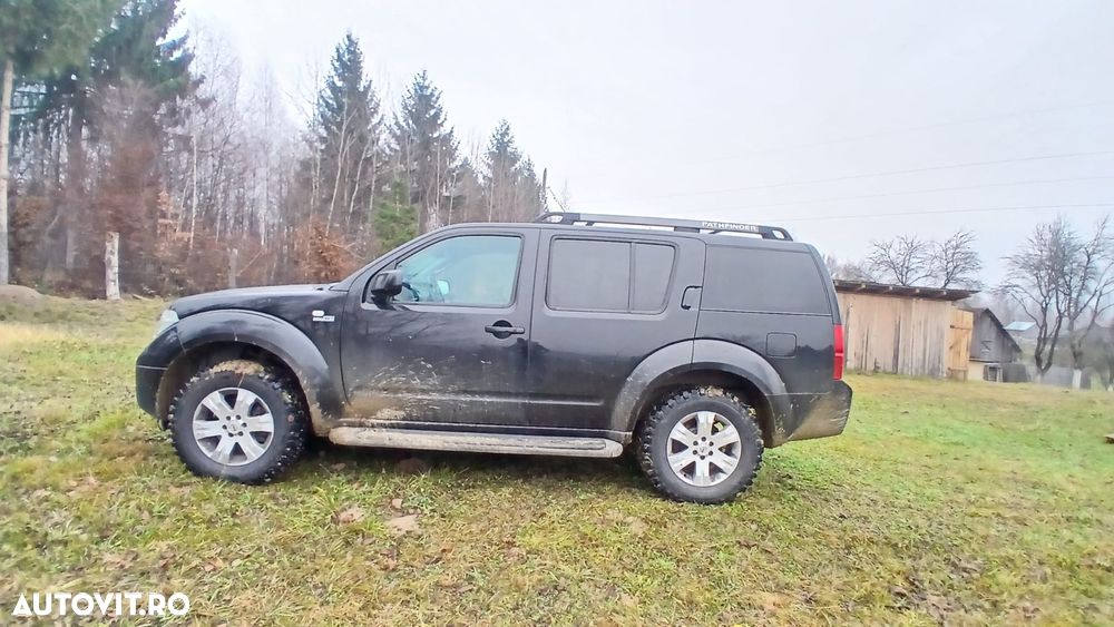 Nissan Pathfinder 2.5 dCi Aut. LE - 14