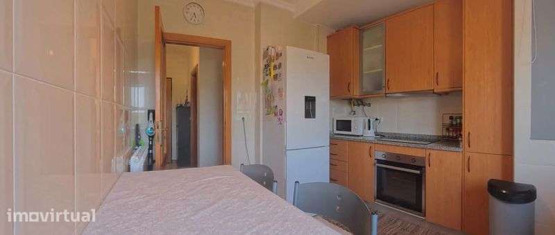 Apartamento T3 com Garagem Fechada e Vista Desafogada – Forjães - Grande imagem: 3/10