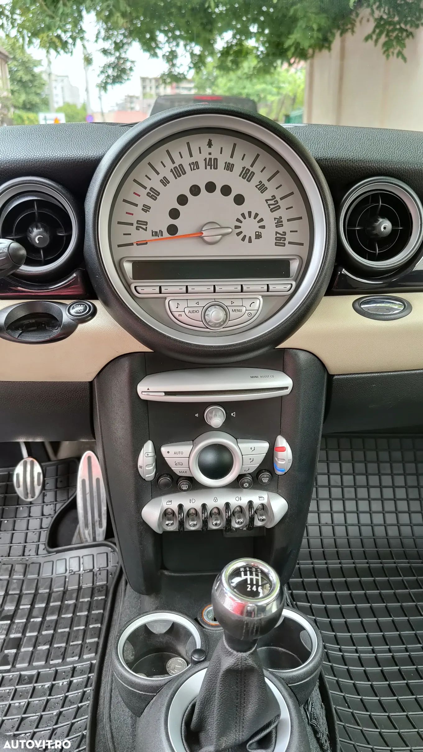 Mini Cooper S Standard - 8