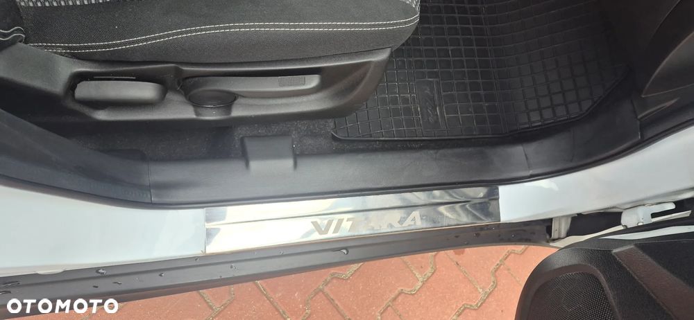 Suzuki Vitara 1.6 (4x2) Comfort+ - 11