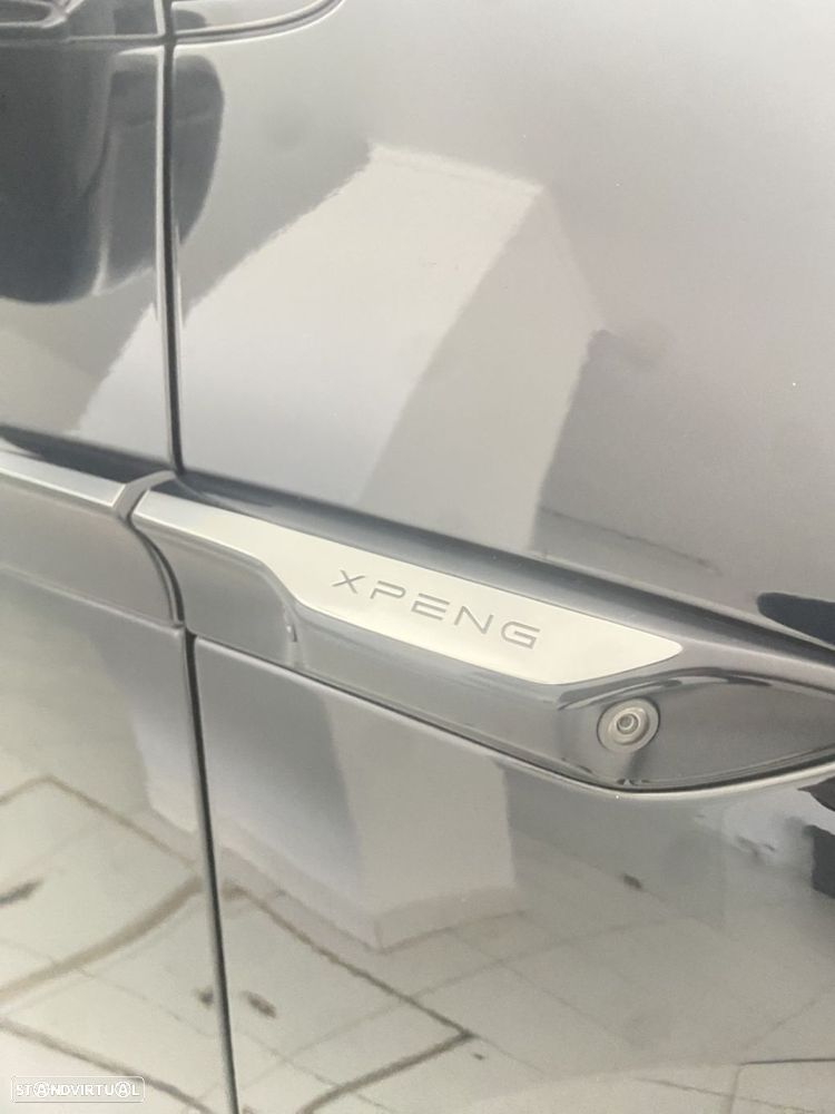 Xpeng G6 66 kWh Standard Range - 32