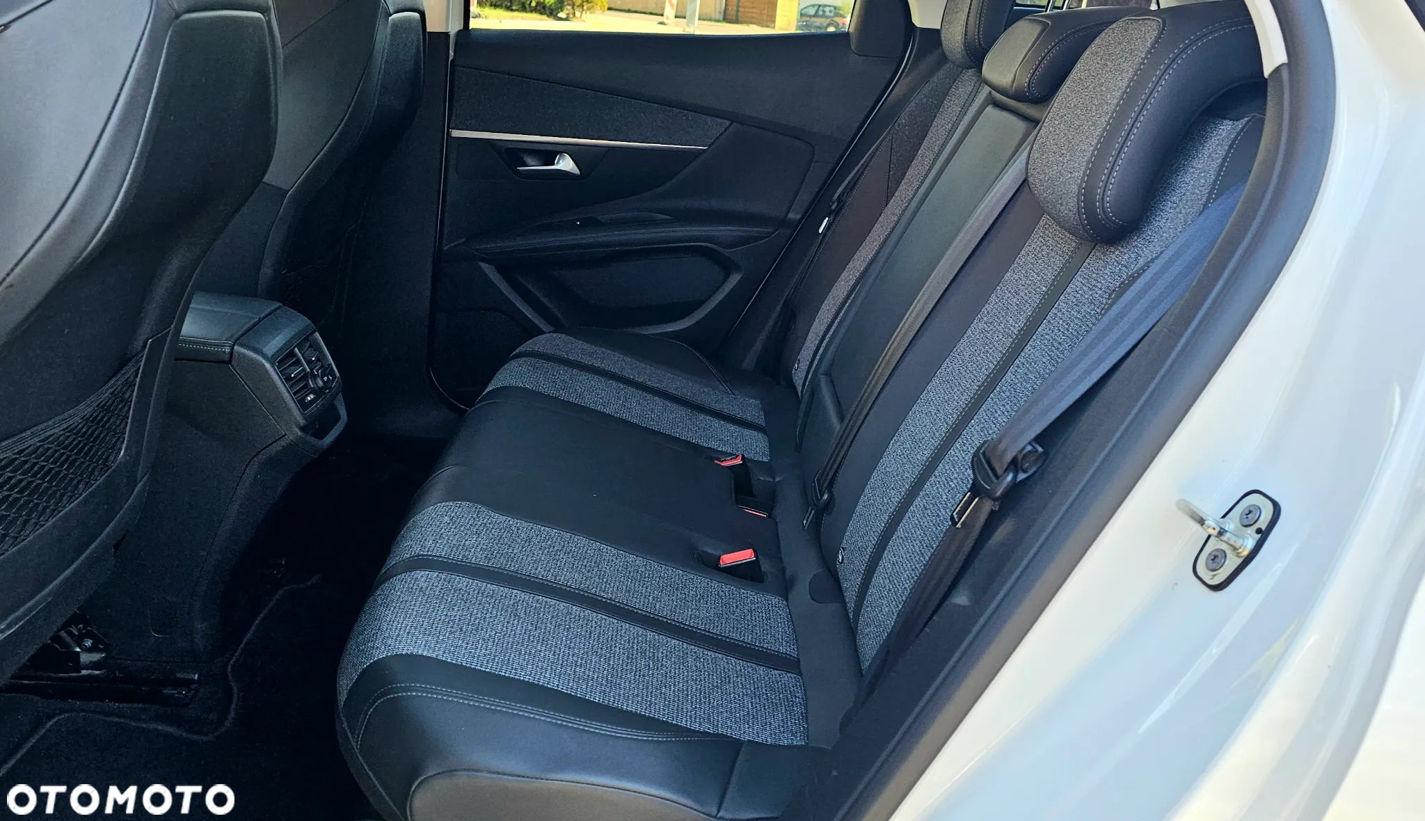 Peugeot 3008 BlueHDi 130 Stop & Start Allure - 15