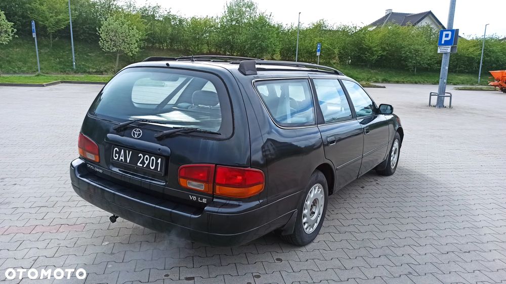 Toyota Camry 3.0 V6 LE - 7