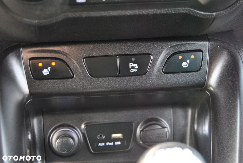 Hyundai ix35 2.0 CRDi 4WD Premium - 29