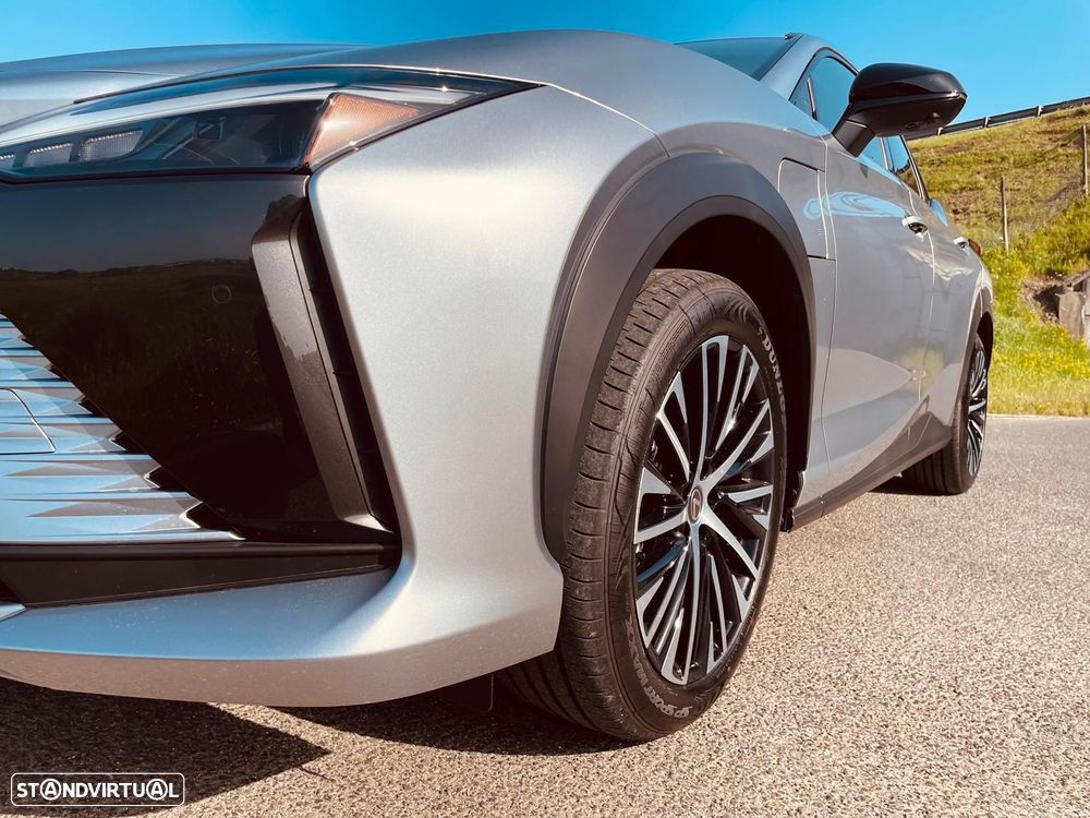 Lexus RZ 300e Premium - 9