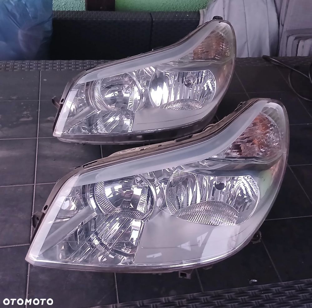 lampa lewy przód citroen C5 II lift