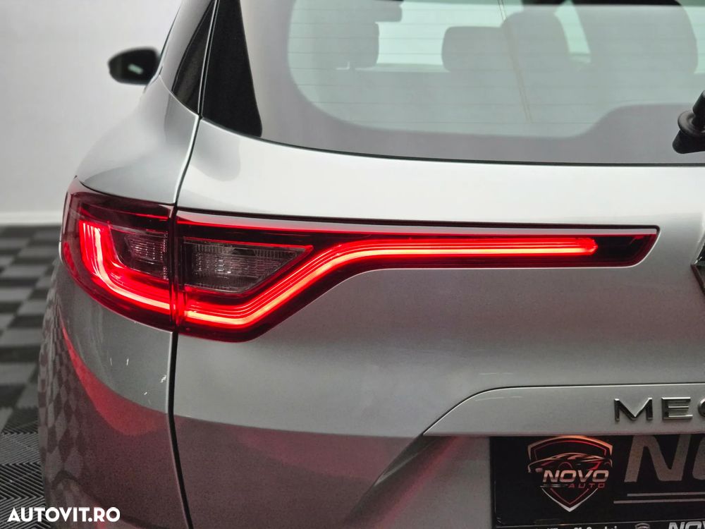 Renault Megane TCe 140 GPF EDC BUSINESS EDITION - 37