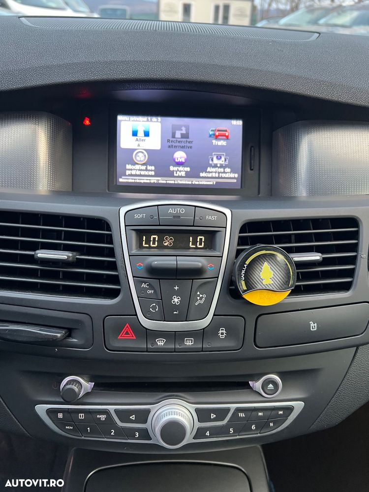 Renault Laguna Grandtour dCi 110 FAP Paris Business - 12