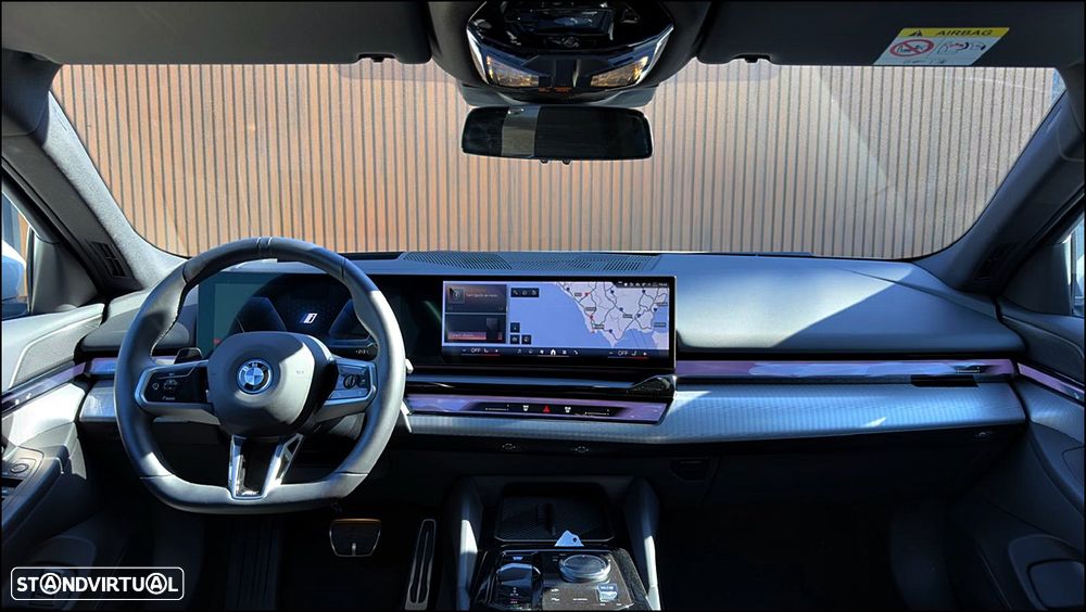 BMW i5 eDrive40 Pack Desportivo M - 39