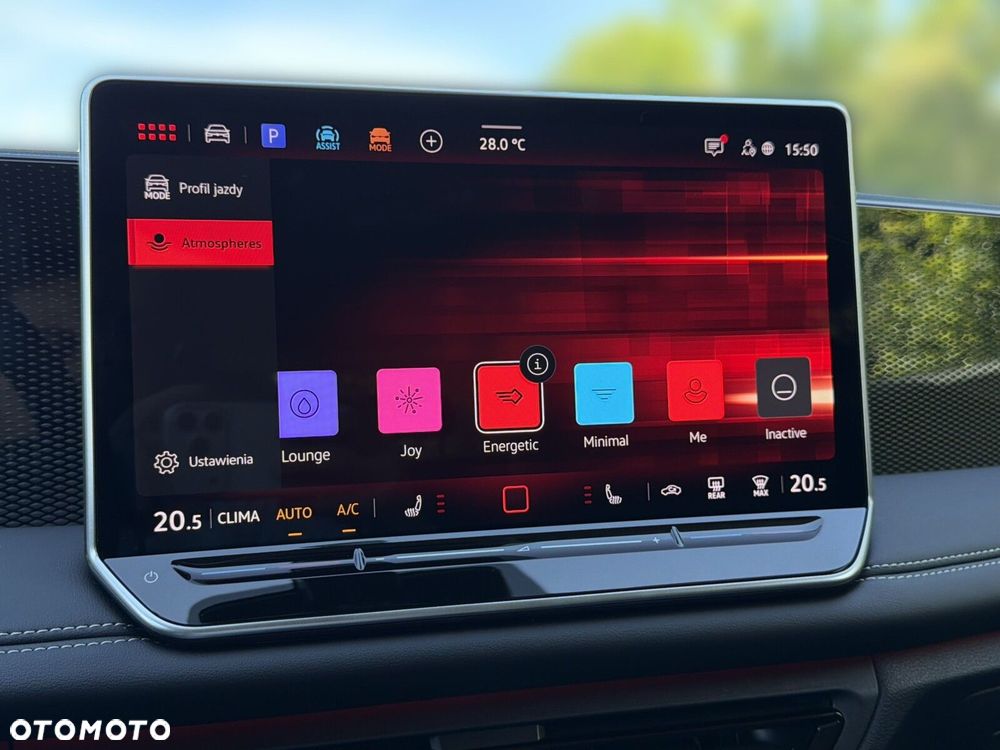 Volkswagen Tiguan - 29