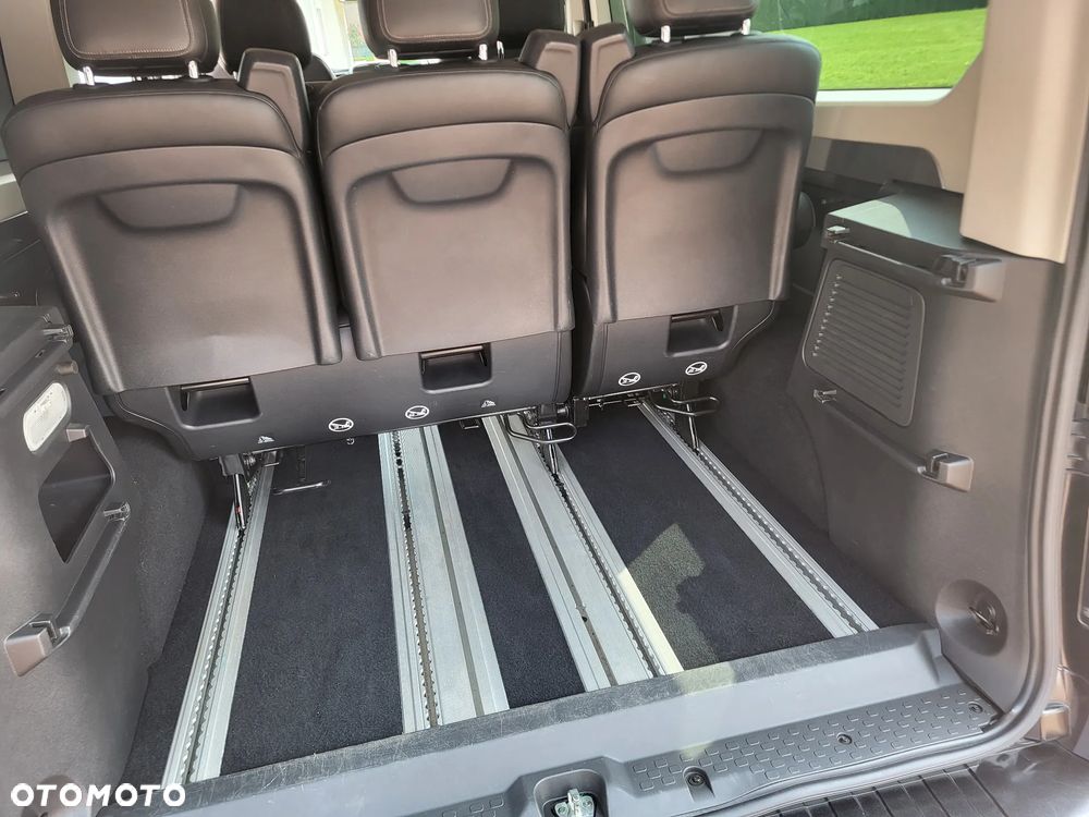 Renault Trafic Grand 2.0 dCi EDC - 29
