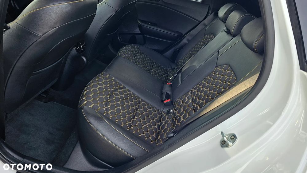 Kia XCeed 1.4 T-GDI OPF DCT7 PLATINUM EDITION - 19