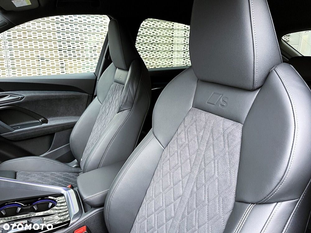 Audi Q5 Sportback - 17