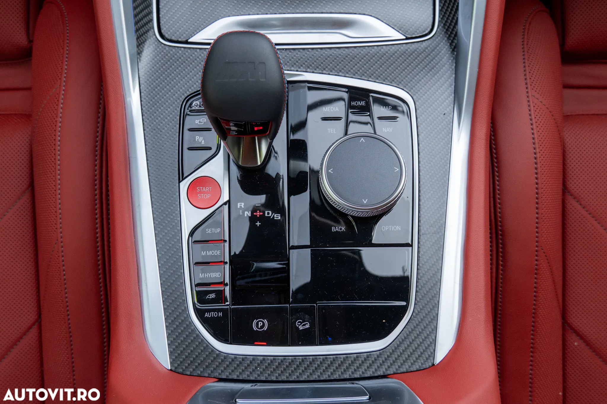 BMW XM 50e - 24