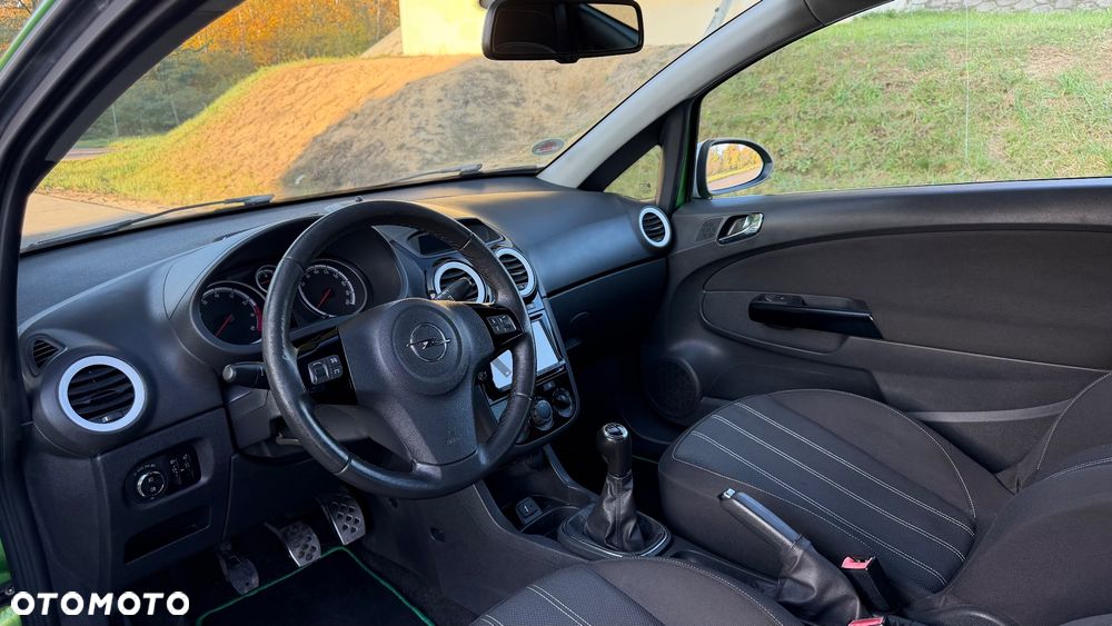 Opel Corsa - 23