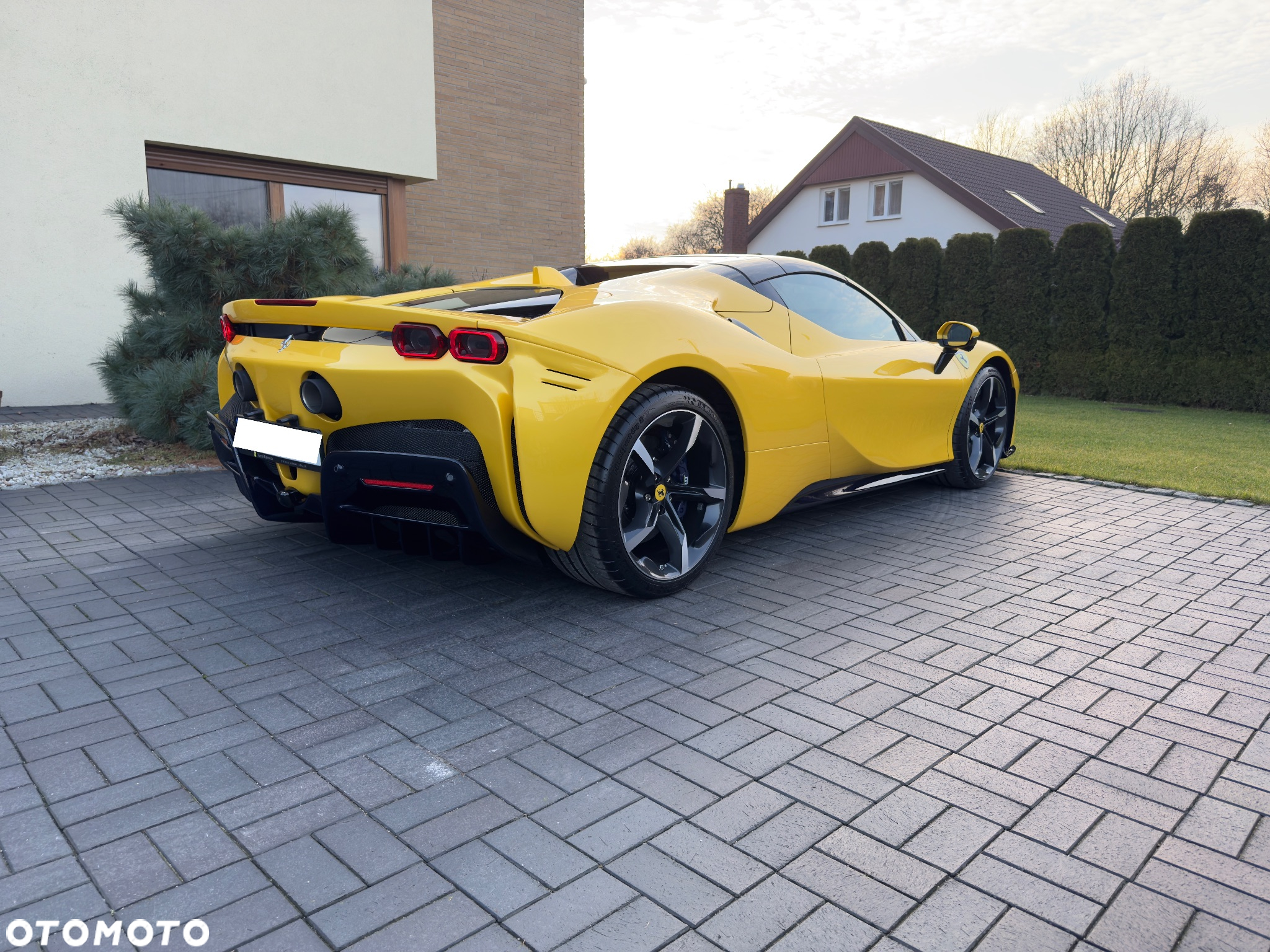 Ferrari SF90 Spider - 6