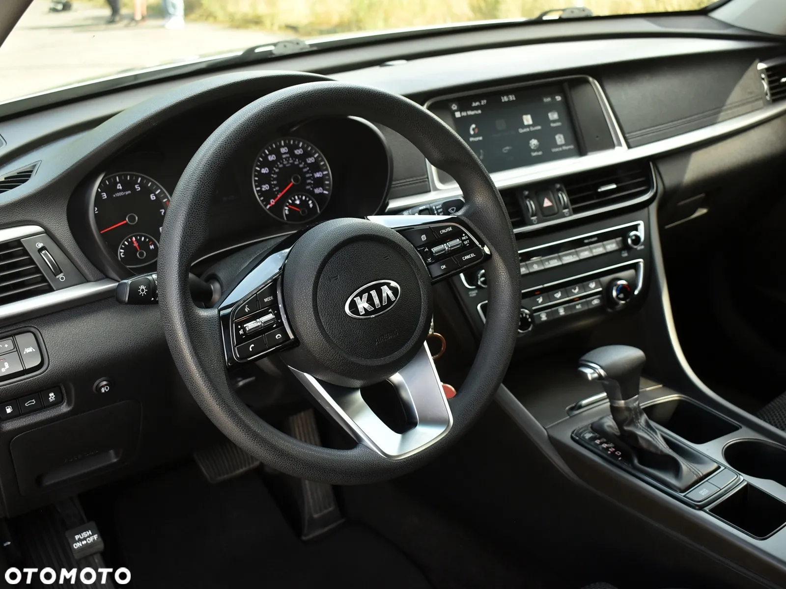 Kia Optima - 22