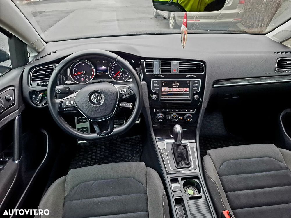 Volkswagen Golf 1.4 TSI BlueMotion Technology DSG Highline - 9