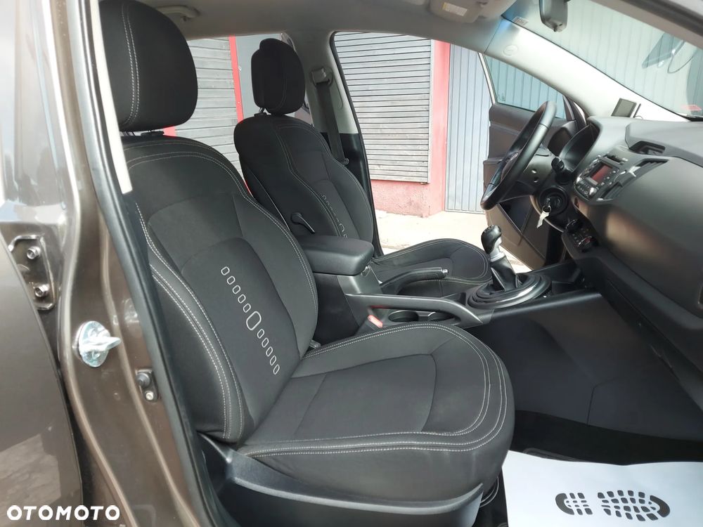 Kia Sportage 2.0 CRDI 4WD Dream-Team Edition - 16