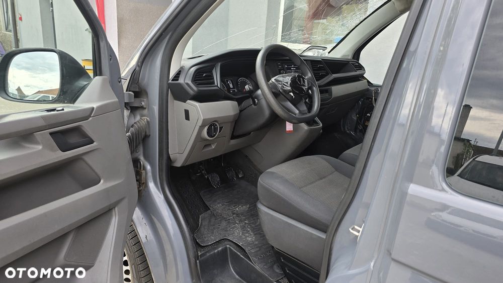 Volkswagen Transporter Kombi L2H1 - 23