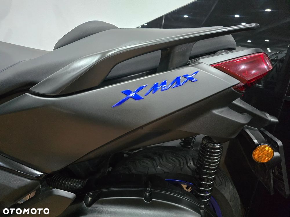 Yamaha X-max - 31