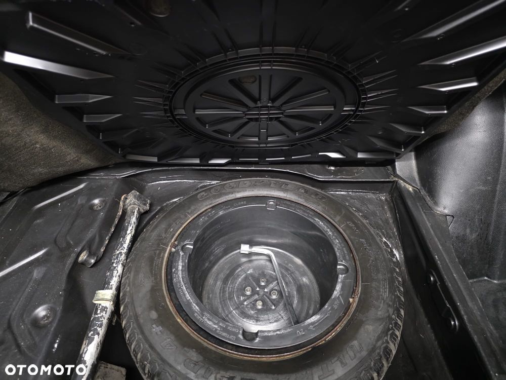 Mercedes-Benz W201 (190) - 12