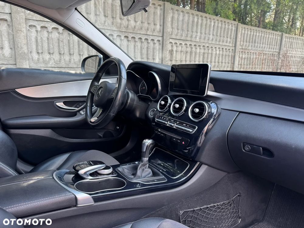 Mercedes-Benz Klasa C - 33