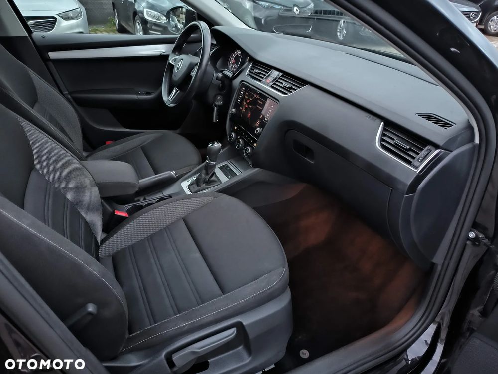 Skoda Octavia 1.6 TDI DSG Premium Edition - 12