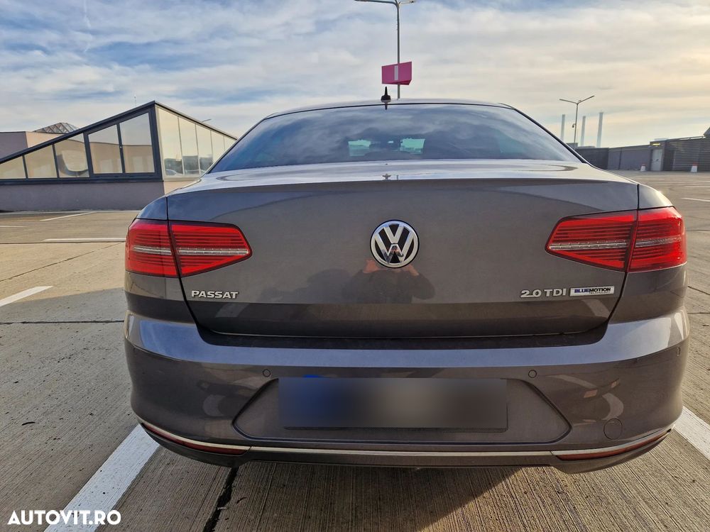 Volkswagen Passat - 6