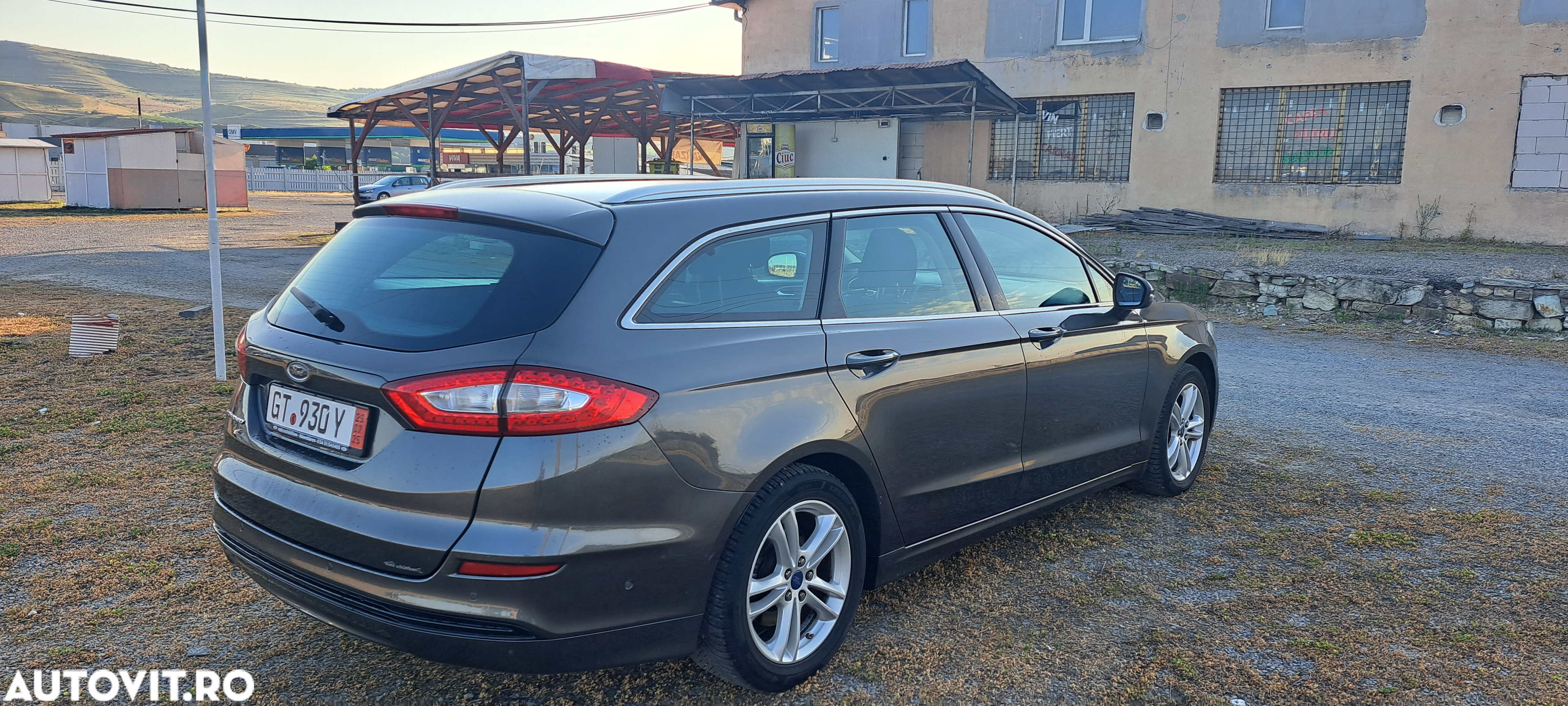 Ford Mondeo 2.0 EcoBlue Titanium - 16
