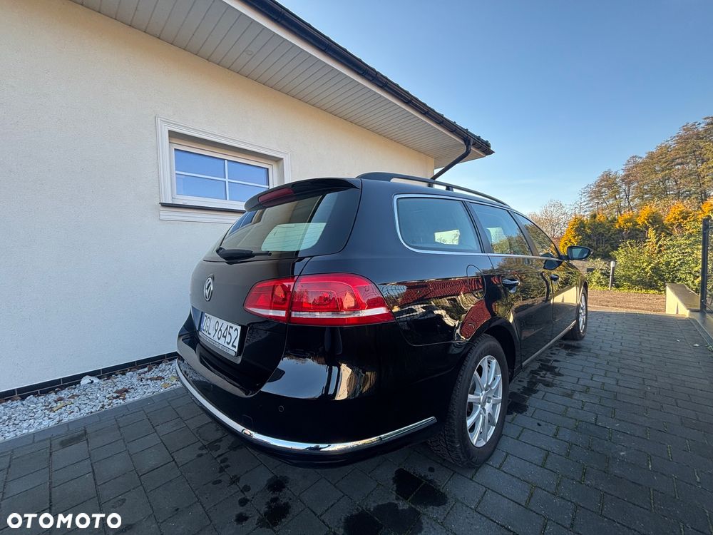 Volkswagen Passat 1.6 TDI Comfortline - 4