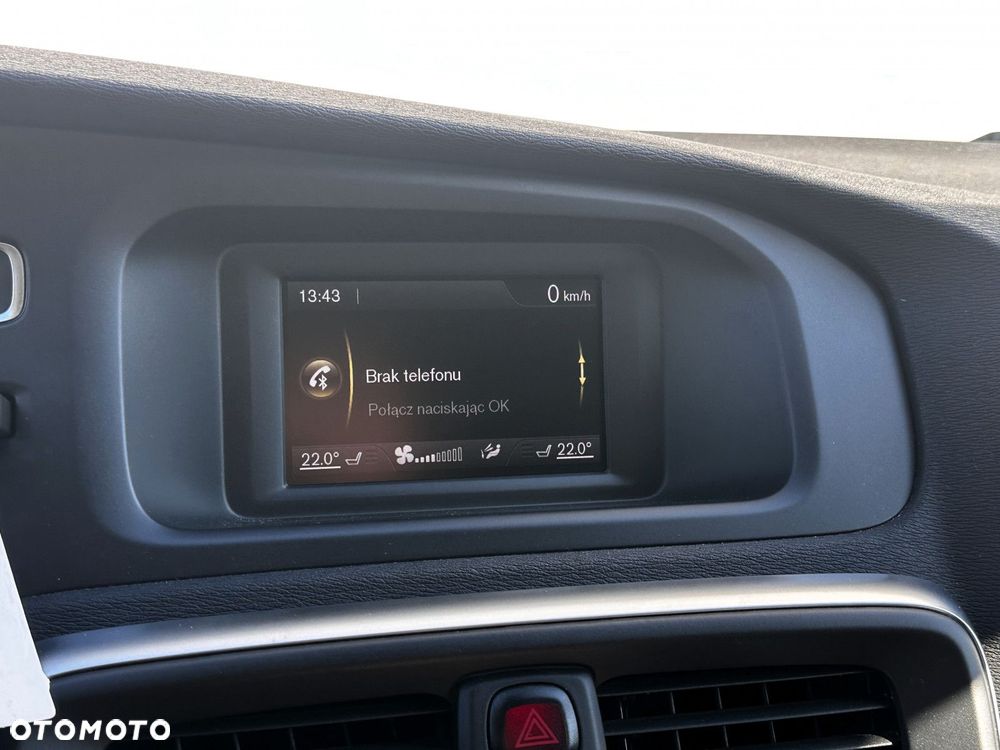 Volvo V40 - 22