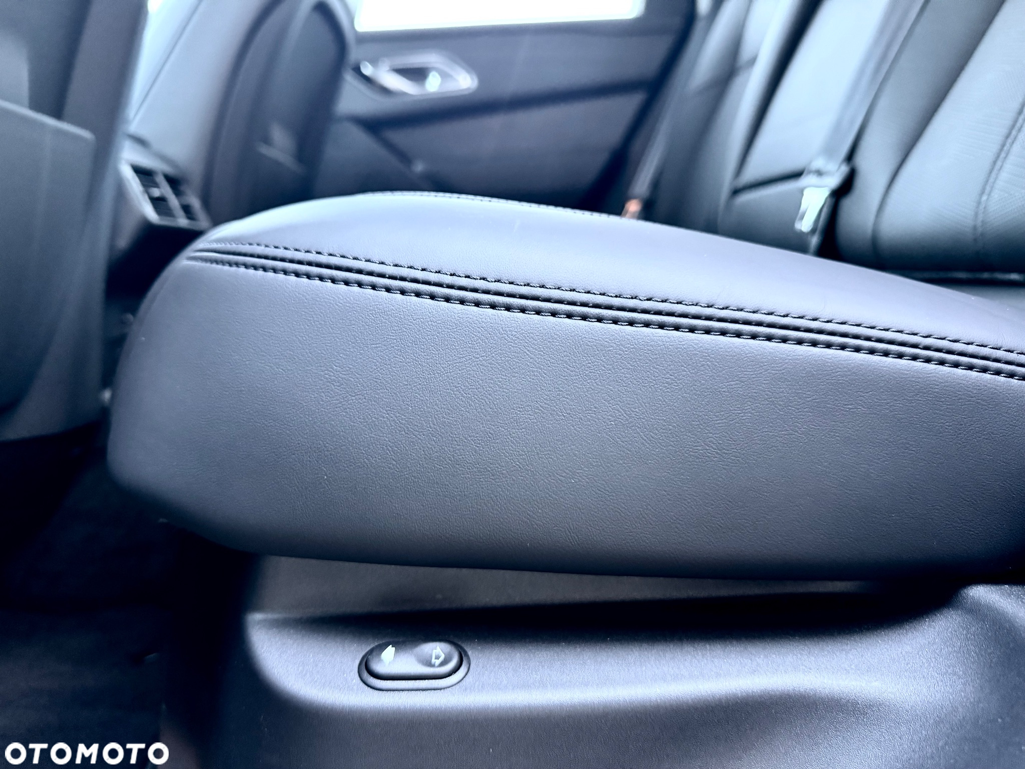 Land Rover Range Rover Velar - 16
