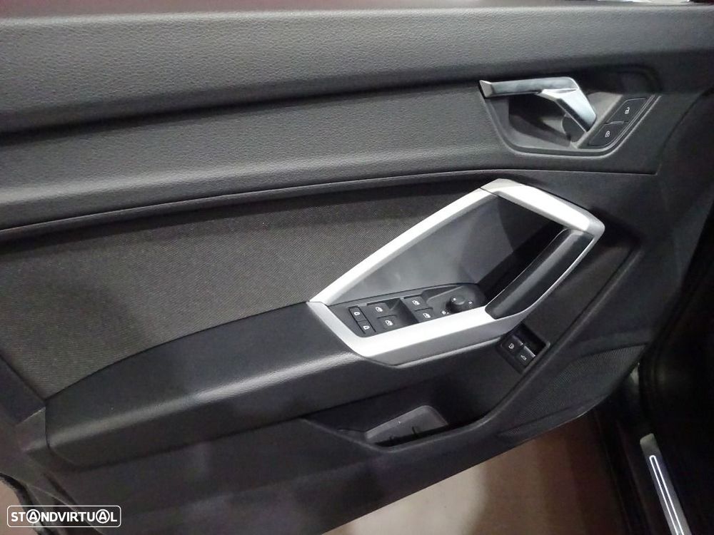 Audi Q3 Sportback 45 TFSIe S tronic - 9