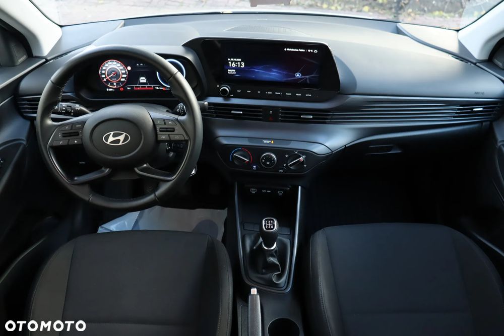 Hyundai i20 1.2 Modern - 8