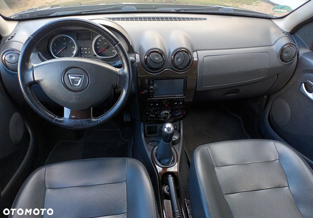 Dacia Duster 1.6 16V 4x2 Laureate - 21