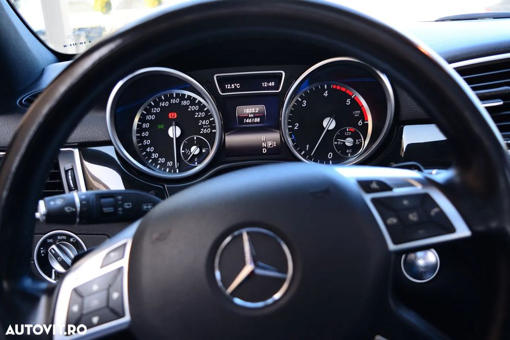 Mercedes-Benz ML - 13