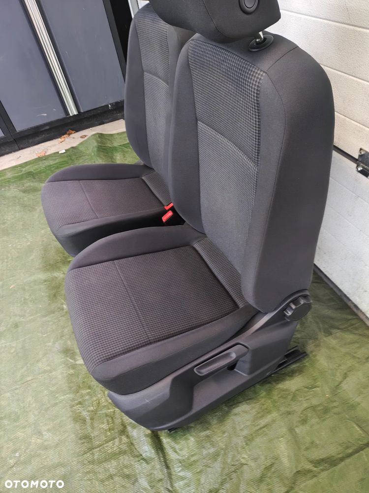 CADDY 2K7 fotel prawy lub lewy super stan - 3